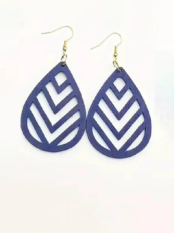 Carved Wooden Pattern Dangle Earrings in Navy