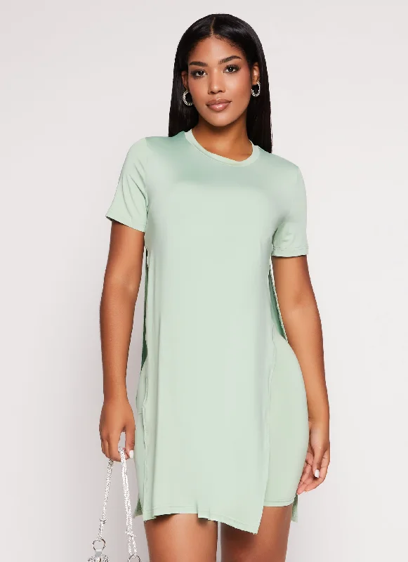 Daisy Crew Neck Side Slit Tunic Tee