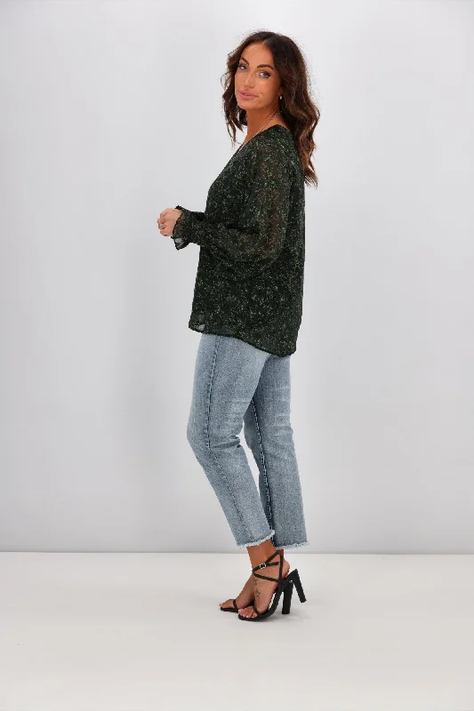 Gloss by Shine On Taneille Blouson Sleeve Top Green Floral