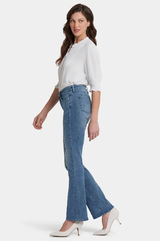 Barbara Bootcut Jeans - Brickell